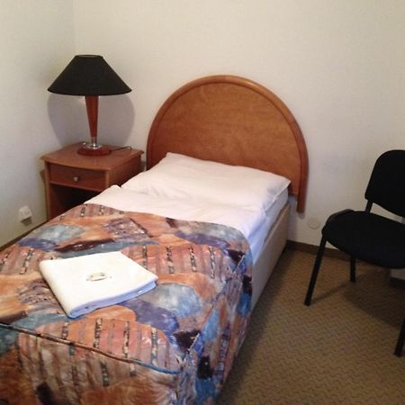 Hotel Chotol Horomerice ภายนอก รูปภาพ